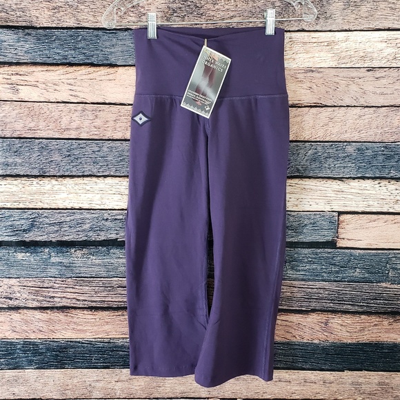 Inner Waves Organics Yoga Capri Purple NWT - Picture 2 of 3